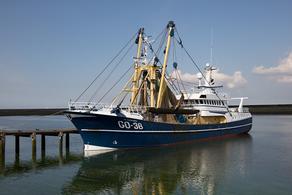 visserij industrie hdr stellendam yerseke kotter viskotter trawler visnet visnetten vloot vis vissen zierikzee